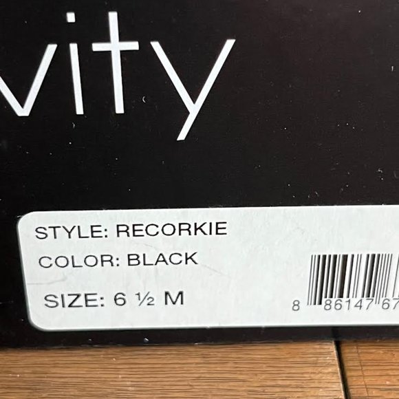 Relativity sandals, size 6.5, black - Picture 2 of 6